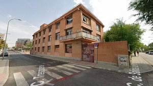 El edificio ocupado, en el número dos de la calle Trespaderne