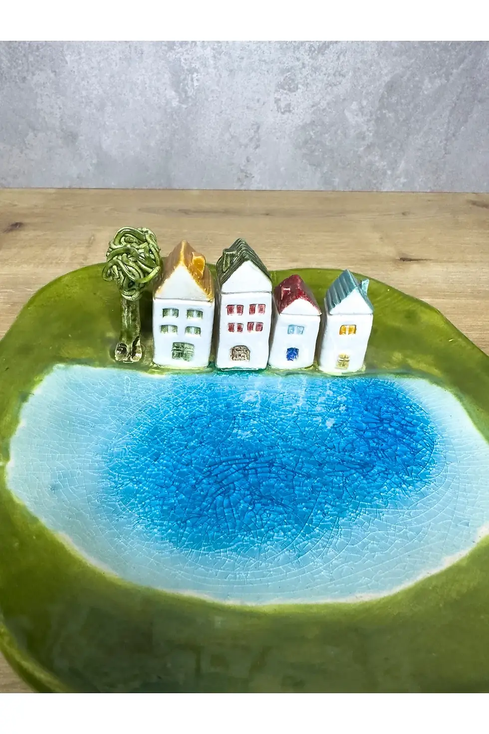 Küçük resim: EGGE Home® Dekoratif Seramik Sahil Evleri Temalı Tabak
