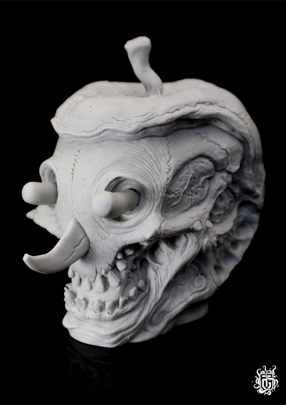 Thumbnail: Pinocchio Apple – The Nose Knows  grey ver .