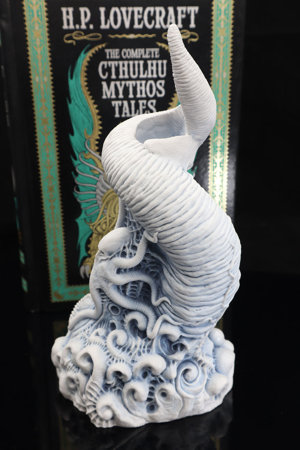 Thumbnail: Miskatonic Monolith Candle Holder