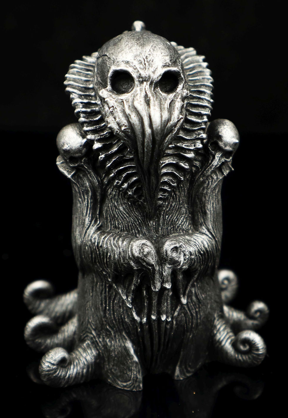Thumbnail: Cultist mini idol,