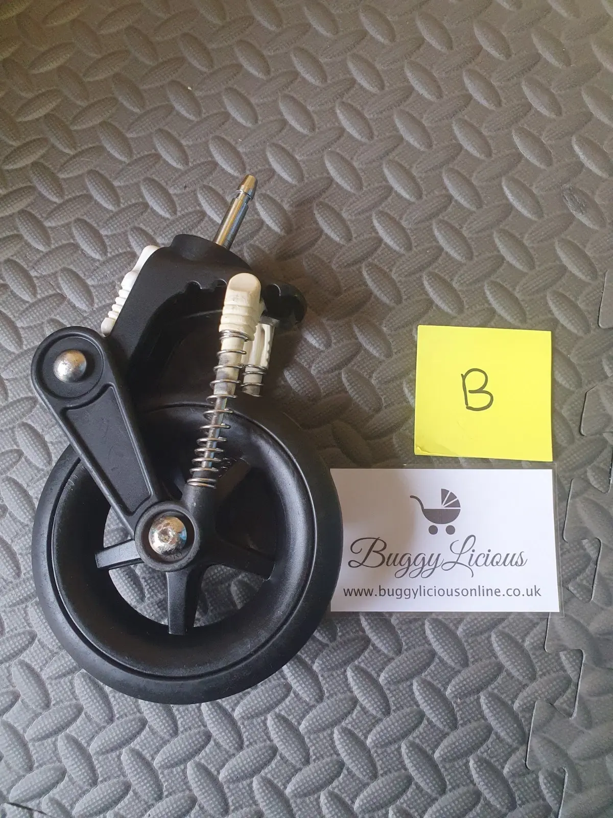 B - Bugaboo Cameleon 3 FRONT Swivel WHEEL x1 Replacement Part