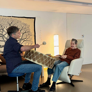 Max – Kraftvolle Klänge und aktivierende Rhythmen