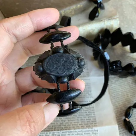 The Darklings Cometh: Victorian Mourning Jewelry - Whitby Jet, Bog Oak - Part 1
