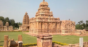 Hubli to Hampi, Badami, Aihole & Pattadakal 4 Days Tour Package