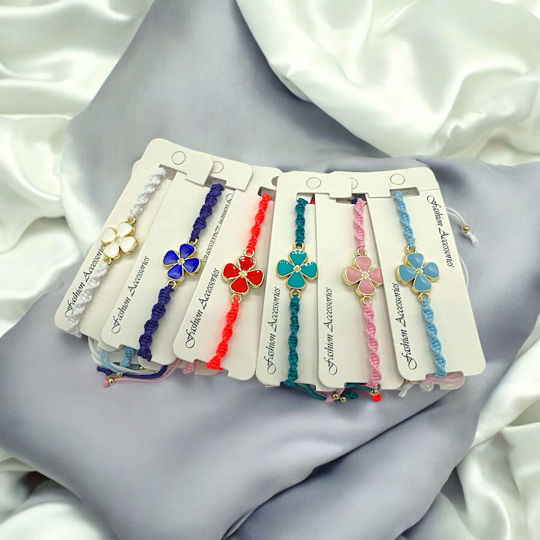 Clover Adjustable Bracelet  (12 Pcs x $0.40)