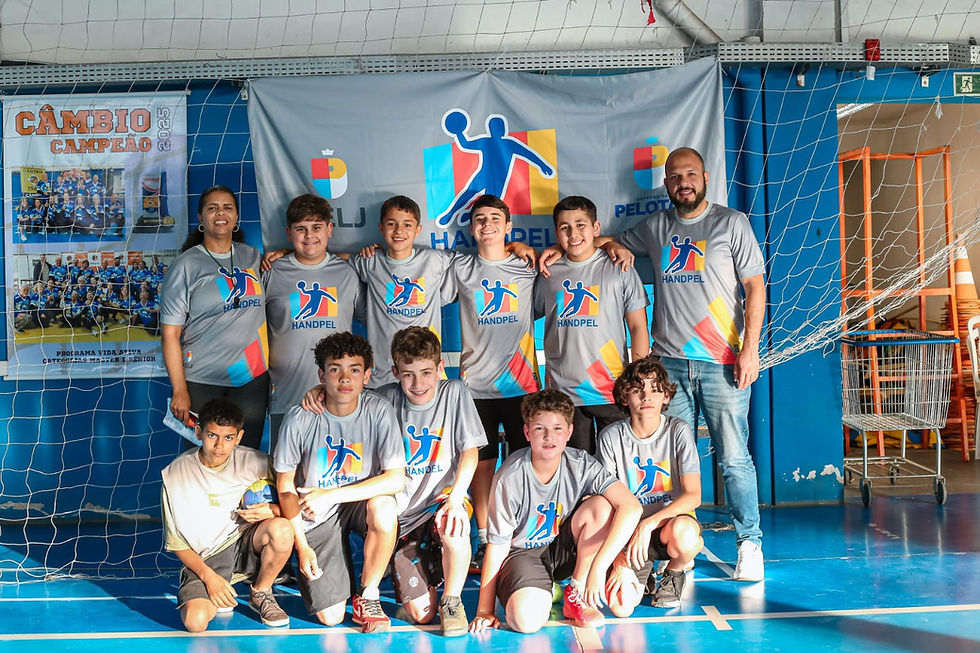 Equipe de handebol da Selj participa de amistoso
