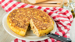 tortilla-con-cebolla-caramelizada