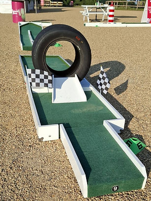 Tyre hole1lq.jpg