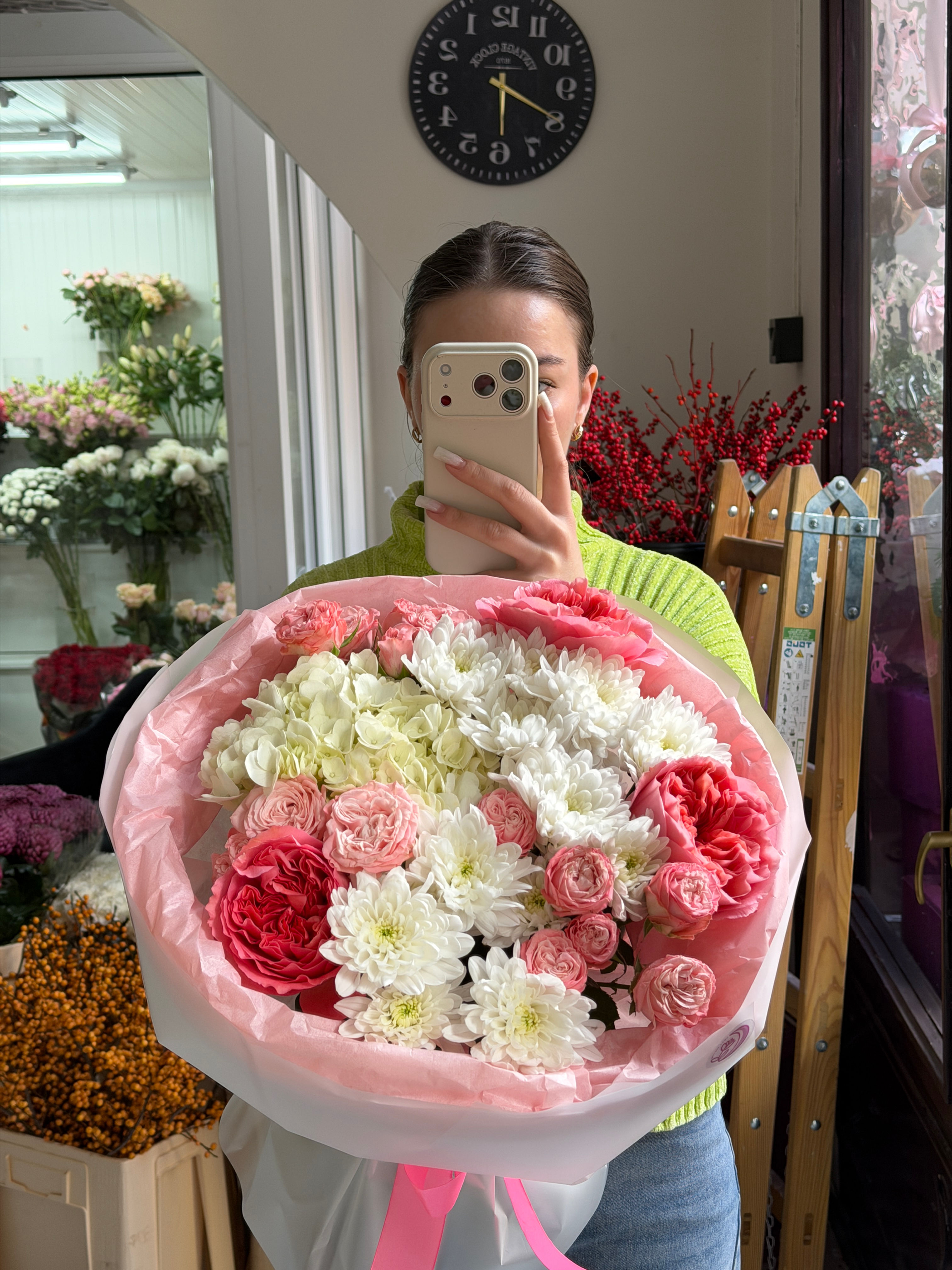 Розовый подиум