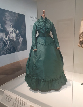 Worth: Inventing Haute Couture - Glorious clothing of an age of excess Worth: Inventing Haute Couture - Glorious clothing of an age of excess