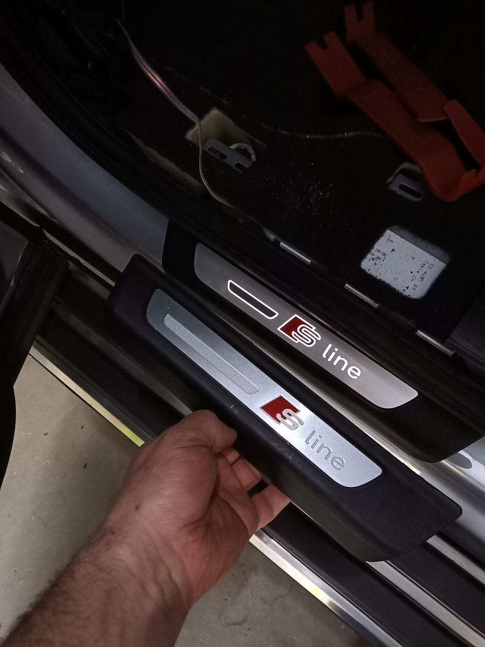 Thumbnail: S/Q7 4M (Pre-Facelift) - Genuine OEM Multi-Colour Ambient Lighting