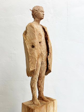 Edvardas Racevicius vcrb gallery wooden sculptures