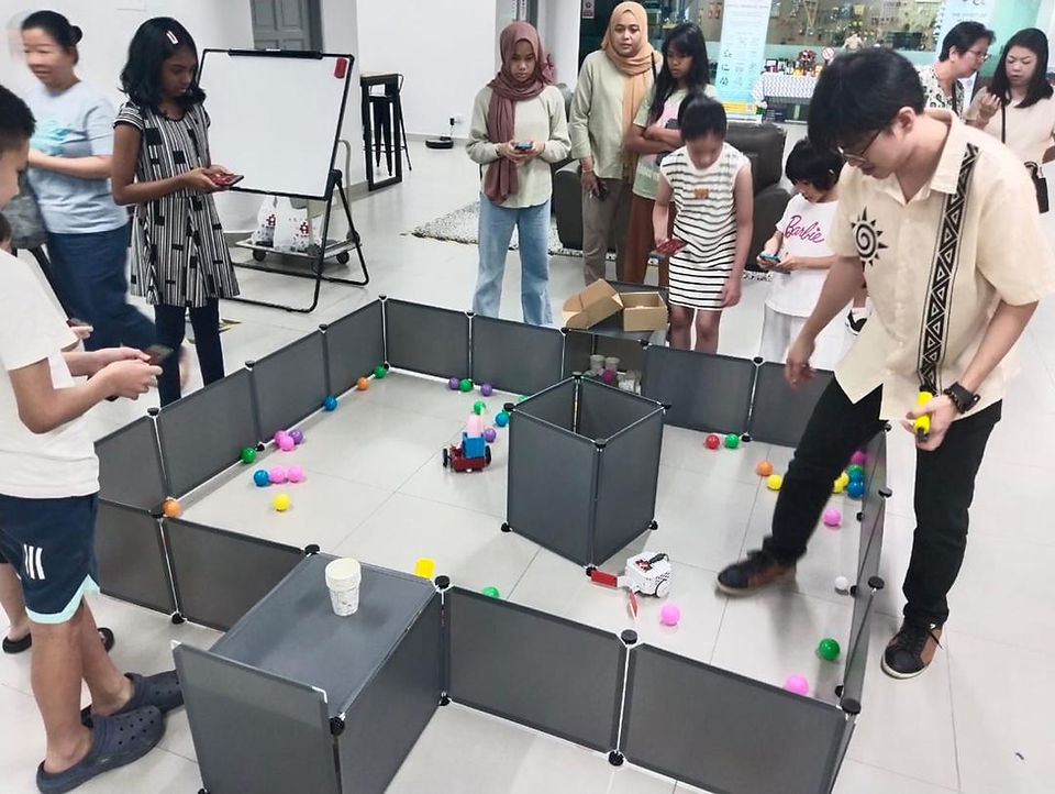 Beginner trial class - students at the AI and robotics session