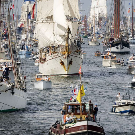 Mijn NEDERLAND, één dierbaar VADERLAND!