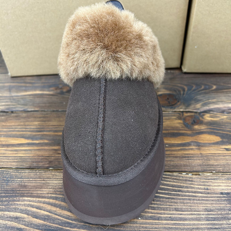 サムネイル： UGG