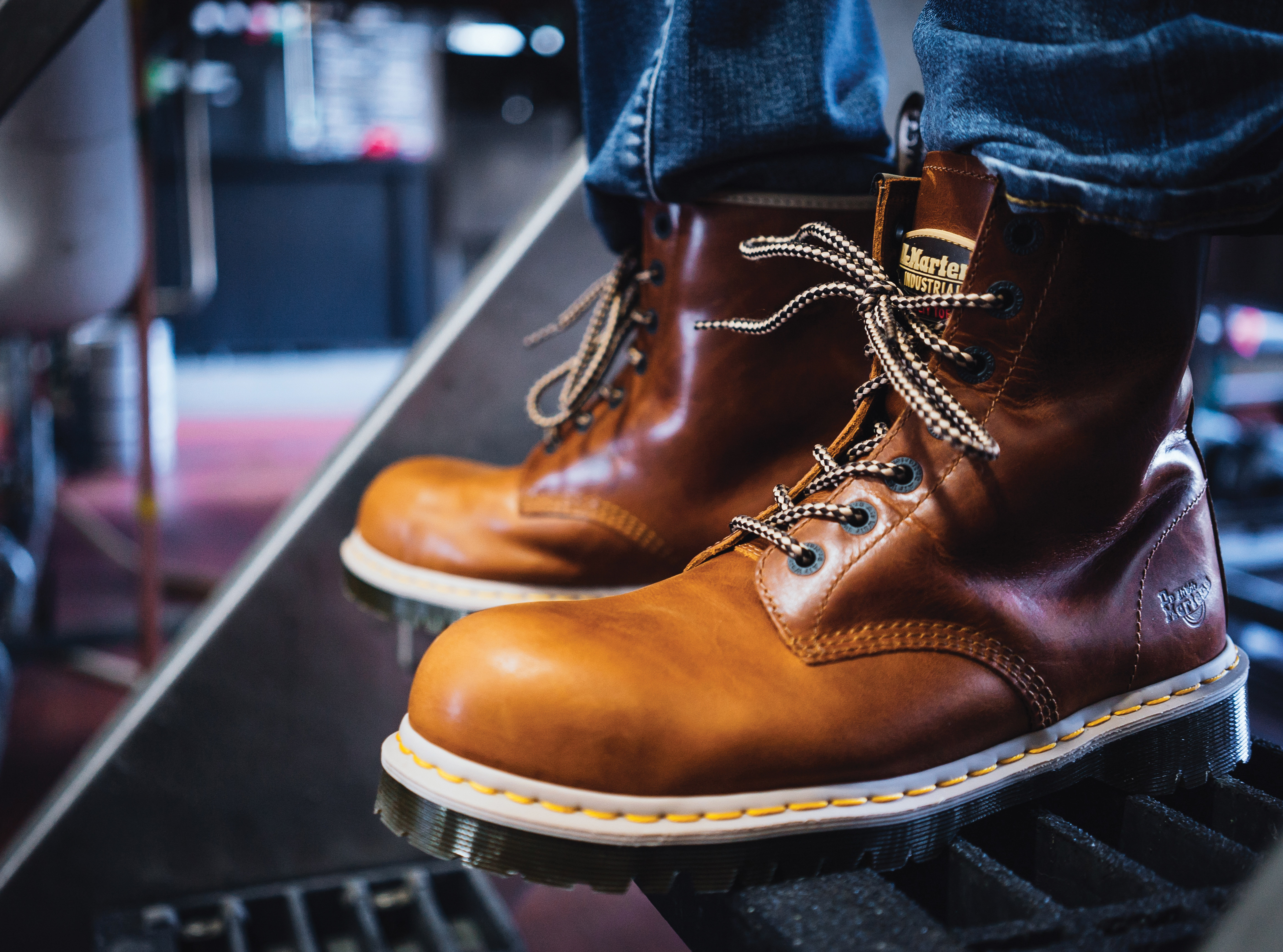 doctor martin work boots