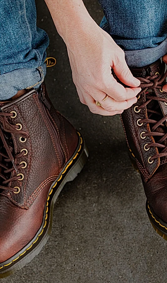 Lightweight womens work boots clearance