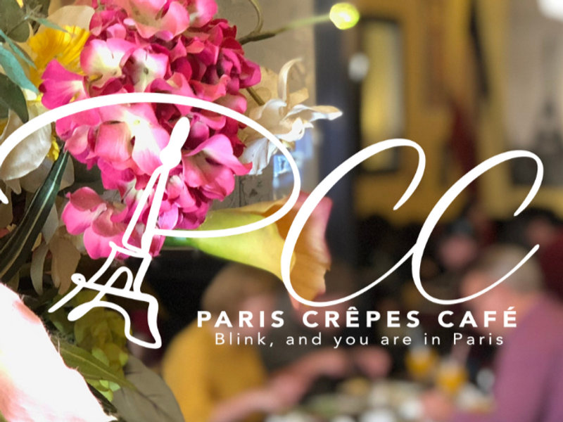 Paris Crêpes Café dining room