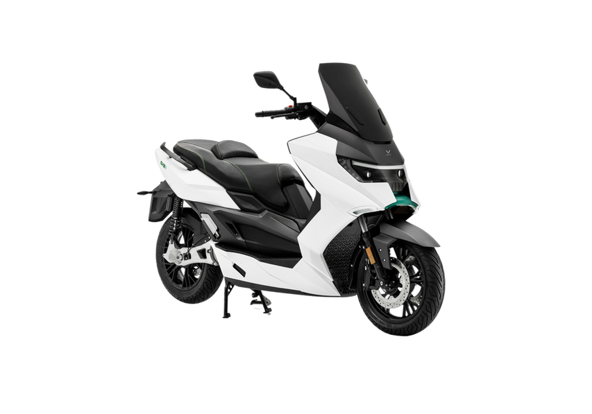 Scooter électrique NERVA EXE II (Blanc), vue 3.4 avant droit