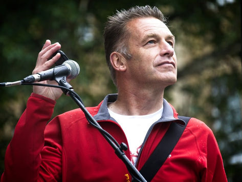 Chris Packham talks climate change, David Attenborough AND all about ‘An Even Wilder Night Out’
