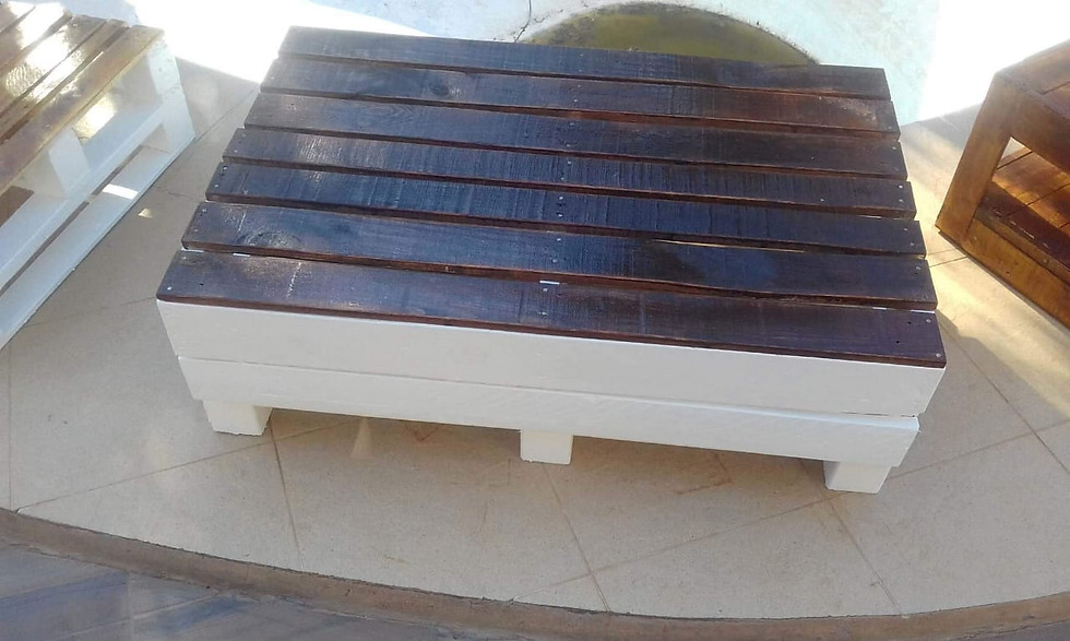 Thumbnail: Coffee Table