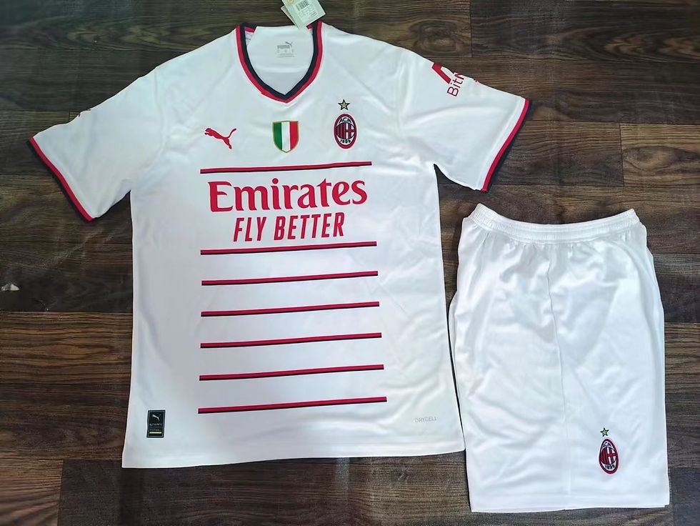 Miniatura: Milan away 2022/22