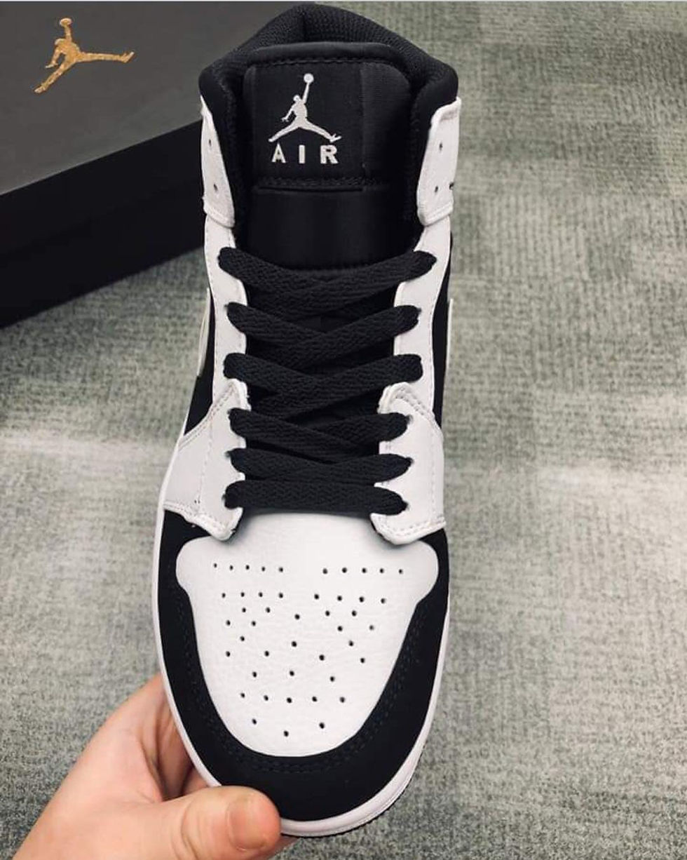 Miniatura: Jordan 1 MID Black & White