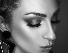 Woman%20wearing%20stylish%20earrings%20_