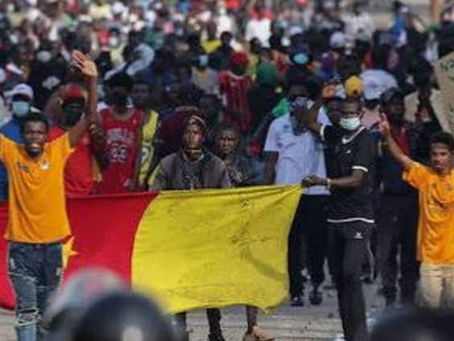 Indignación popular en Camerún por la continuidad de Paul Biya.