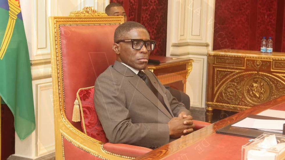 Nguema Obiang Mangue impulsa medidas para renovar los libros de texto de Primaria y Secundaria