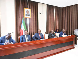 Diputados interrogan al Ministro del Interior sobre el nivel de construcción de dos perreras en Malabo y Bata