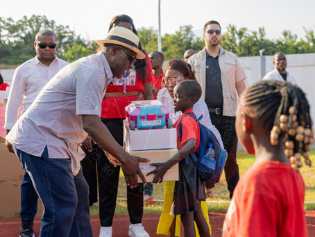 Primera vez que se inicia el reparto de juguetes fuera de Malabo.