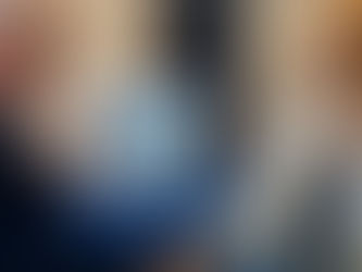 ASICOTUR GE entrega al Grand Hotel Djibloho el sello de Socio Protector.