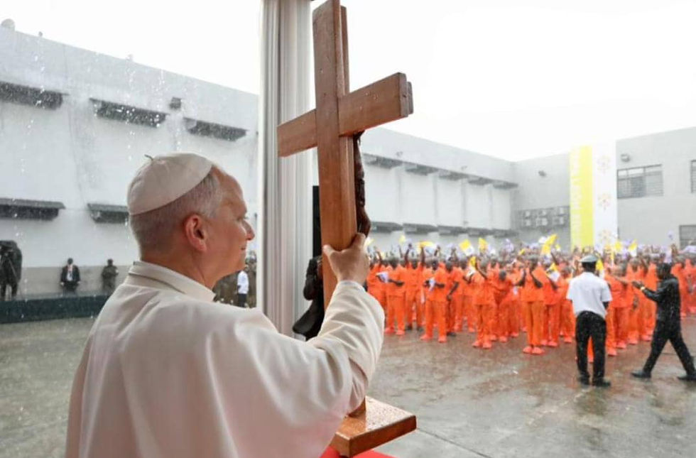 León XIV centra su sermón a los presos de la Cárcel de Bata en el «amor de Dios y el renacer cristiano»