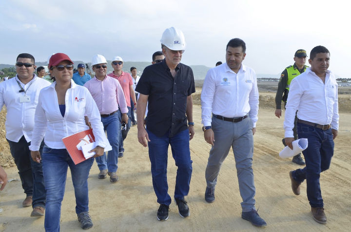 Fontur contratará la reconstrucción de los primeros 200 metros del Muelle de Puerto Colombia