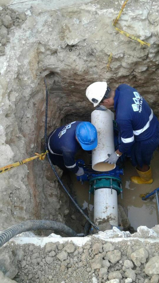 Reparan daños en tubería de Salgar