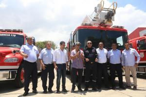 Tres nuevas estaciones y siete modernas máquinas, el regalo del alcalde Char a los Bomberos en sus 9