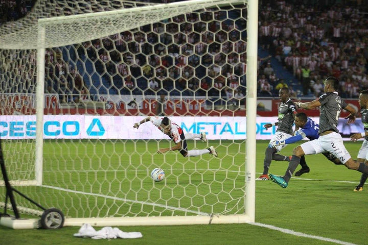 Junior goleó a Once Caldas