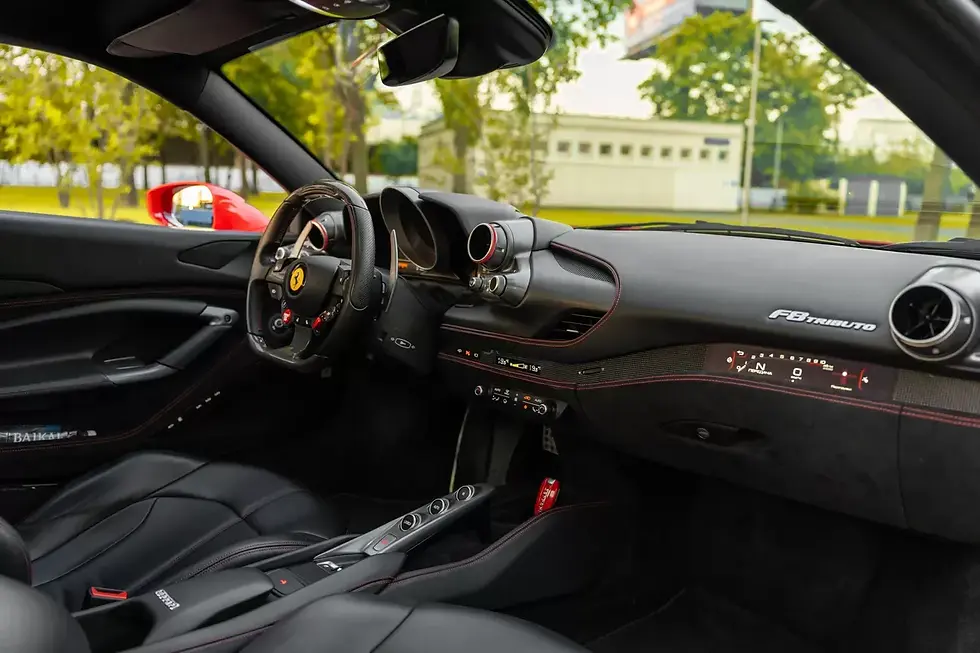 Миниатюра: Красная Ferrari F8 внутри салона – прокат в Москве c illi