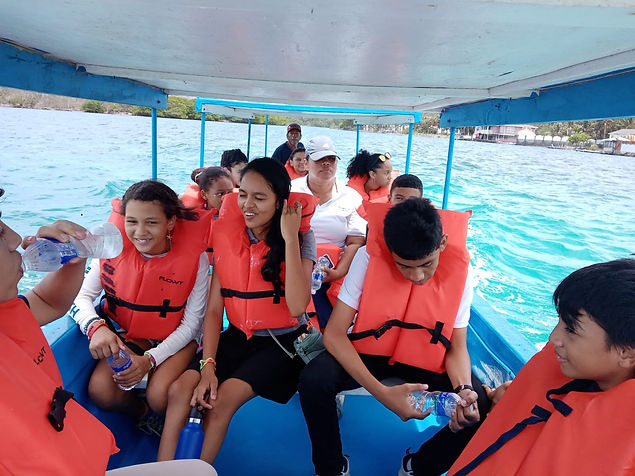 Reading for Conservation, BICA Roatan