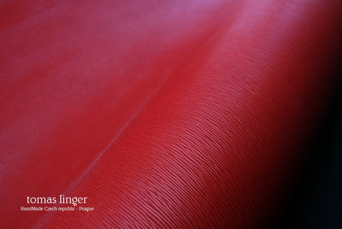 saffiano-leather-red
