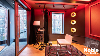 Studio G - Live Floor - Isolation Booth
