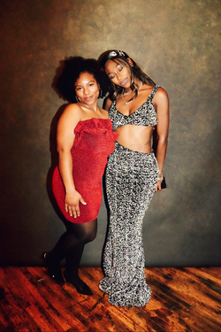 Facetune_29-12-2024-00-22-14