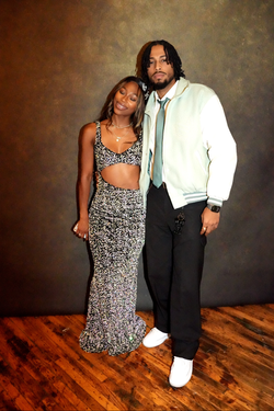 Facetune_29-12-2024-00-20-02