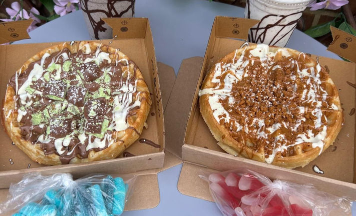 Two waffles, shakes,