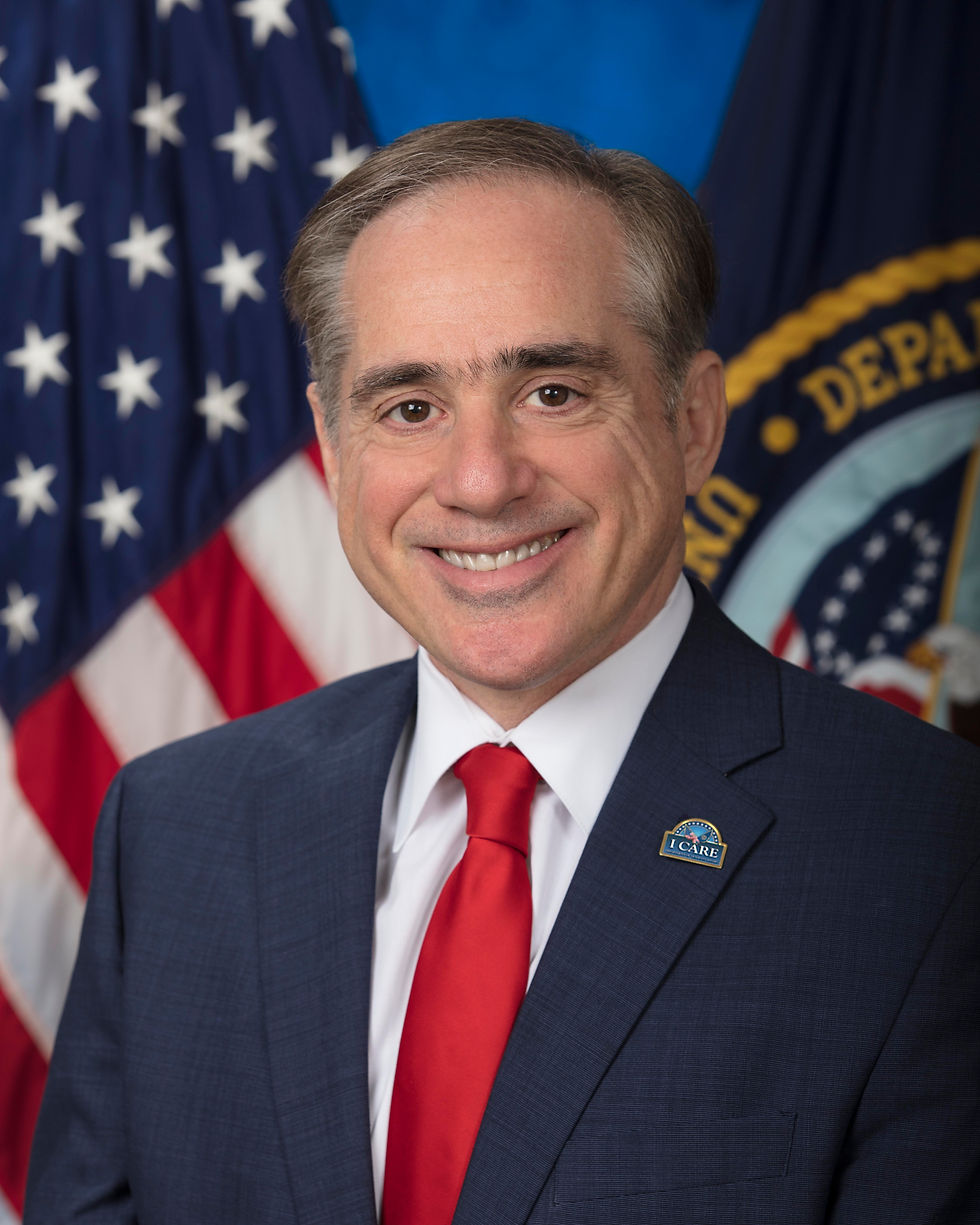 David_Shulkin_official_photo.jpg