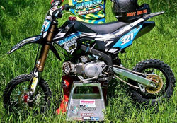 Kit déco perso pit bike Bucci