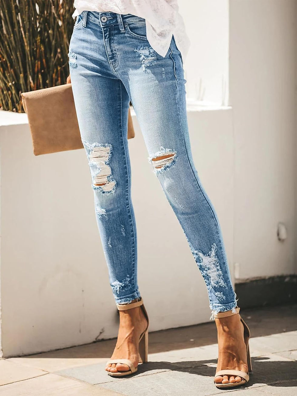 Miniaturbild: KUNMI Women's Skinny Ripped Trendy Jeans Distressed Stretchy Denim Pants