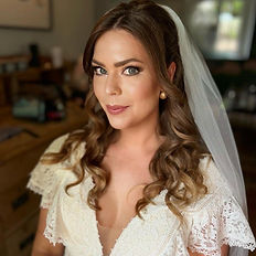 Макияж и укладка для невесты на Лазурном берегу с выездом | BeautéGo